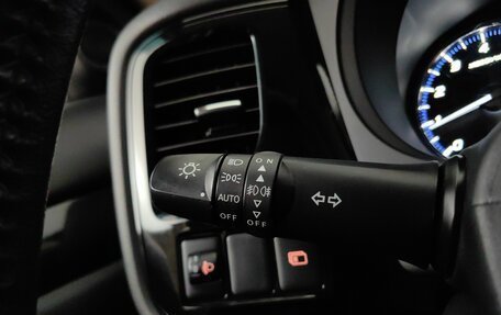 Mitsubishi Outlander III рестайлинг 3, 2020 год, 2 149 000 рублей, 21 фотография