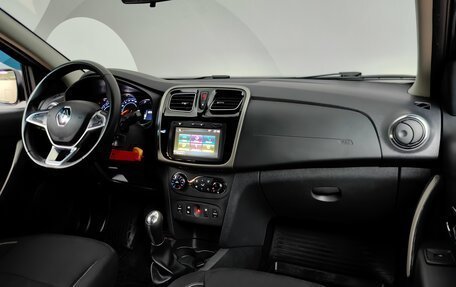 Renault Logan II, 2019 год, 1 145 000 рублей, 13 фотография