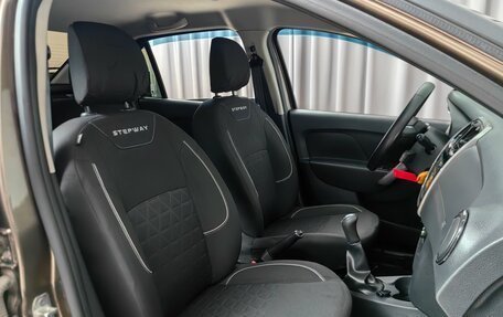 Renault Logan II, 2019 год, 1 145 000 рублей, 7 фотография