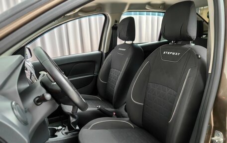 Renault Logan II, 2019 год, 1 145 000 рублей, 6 фотография