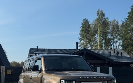 Land Rover Defender II, 2021 год, 7 350 000 рублей, 1 фотография
