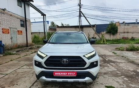 Toyota RAV4, 2023 год, 4 100 000 рублей, 1 фотография