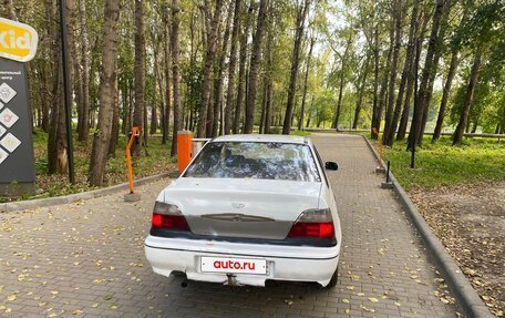Daewoo Nexia I рестайлинг, 2001 год, 100 000 рублей, 5 фотография