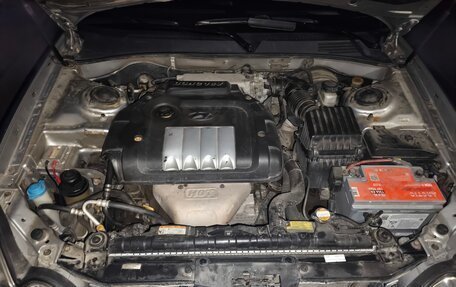 Hyundai Sonata IV рестайлинг, 2005 год, 450 000 рублей, 18 фотография