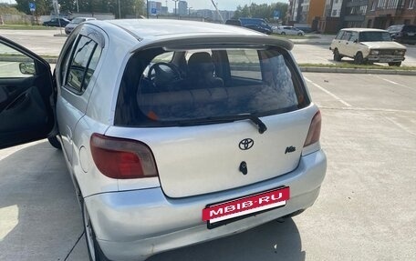 Toyota Vitz, 2000 год, 250 000 рублей, 8 фотография
