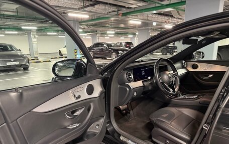 Mercedes-Benz E-Класс, 2021 год, 4 700 000 рублей, 15 фотография