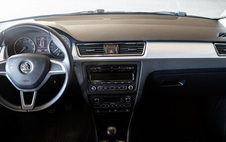 Skoda Rapid I, 2014 год, 1 085 000 рублей, 5 фотография
