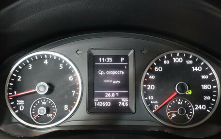 Volkswagen Tiguan I, 2015 год, 1 299 000 рублей, 16 фотография