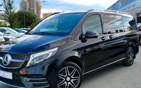 Mercedes-Benz V-Класс, 2020 год, 13 599 000 рублей, 2 фотография