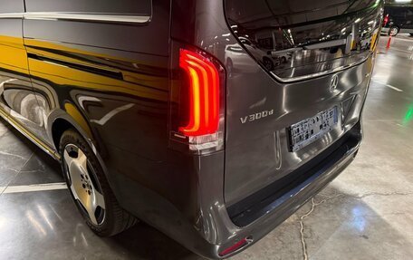 Mercedes-Benz V-Класс, 2026 год, 14 760 000 рублей, 6 фотография