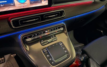 Mercedes-Benz V-Класс, 2026 год, 14 760 000 рублей, 22 фотография