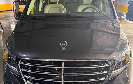 Mercedes-Benz V-Класс, 2026 год, 14 680 000 рублей, 2 фотография