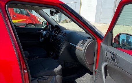 Skoda Yeti I рестайлинг, 2014 год, 1 400 000 рублей, 8 фотография