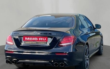Mercedes-Benz E-Класс AMG, 2017 год, 4 090 000 рублей, 4 фотография
