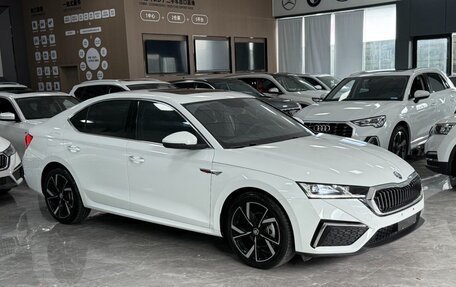 Skoda Octavia IV, 2023 год, 2 240 000 рублей, 3 фотография
