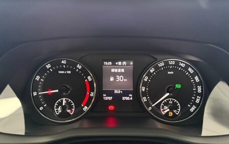 Skoda Octavia IV, 2023 год, 2 240 000 рублей, 9 фотография
