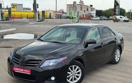Toyota Camry, 2011 год, 1 250 000 рублей, 1 фотография
