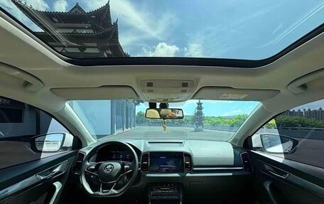 Skoda Karoq I, 2022 год, 2 113 000 рублей, 8 фотография
