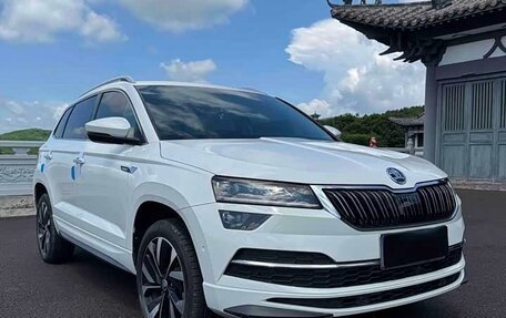 Skoda Karoq I, 2022 год, 2 113 000 рублей, 3 фотография