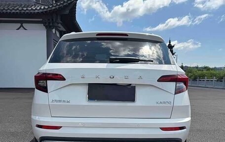 Skoda Karoq I, 2022 год, 2 113 000 рублей, 5 фотография