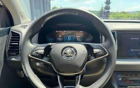 Skoda Karoq I, 2022 год, 2 113 000 рублей, 10 фотография