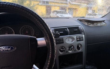 Ford Mondeo III, 2001 год, 225 000 рублей, 8 фотография
