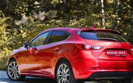 Mazda Axela, 2016 год, 1 200 000 рублей, 4 фотография