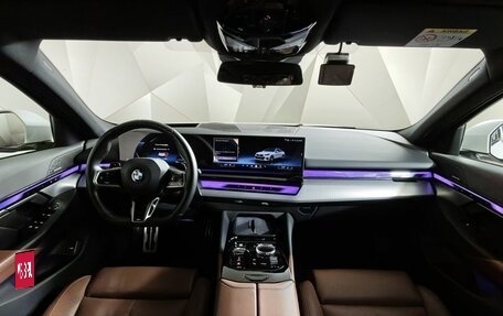 BMW 5 серия, 2023 год, 6 900 000 рублей, 11 фотография