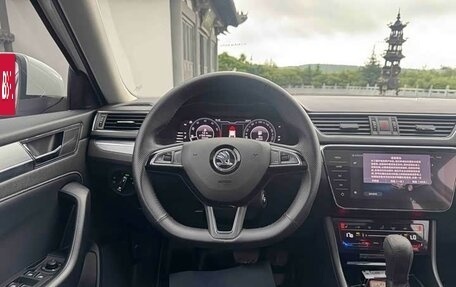 Skoda Superb III рестайлинг, 2022 год, 2 183 000 рублей, 9 фотография