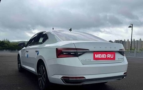 Skoda Superb III рестайлинг, 2022 год, 2 183 000 рублей, 4 фотография