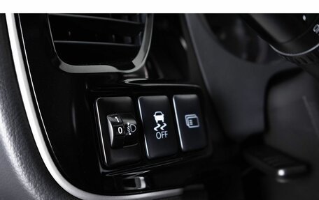 Mitsubishi Outlander III рестайлинг 3, 2015 год, 1 899 000 рублей, 22 фотография