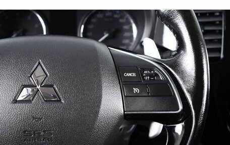 Mitsubishi Outlander III рестайлинг 3, 2015 год, 1 899 000 рублей, 17 фотография