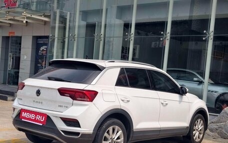 Volkswagen T-Roc I, 2022 год, 1 767 000 рублей, 4 фотография