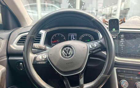 Volkswagen T-Roc I, 2022 год, 1 767 000 рублей, 9 фотография