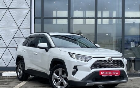 Toyota RAV4, 2019 год, 3 099 000 рублей, 3 фотография