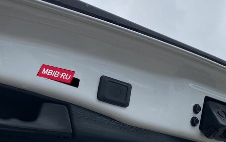 Toyota RAV4, 2019 год, 3 099 000 рублей, 11 фотография