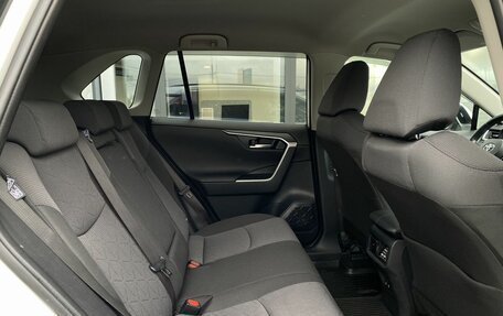 Toyota RAV4, 2019 год, 3 099 000 рублей, 25 фотография