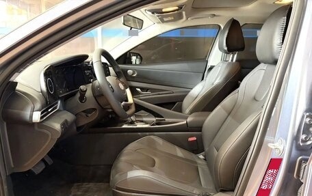 Hyundai Elantra, 2023 год, 1 660 000 рублей, 6 фотография