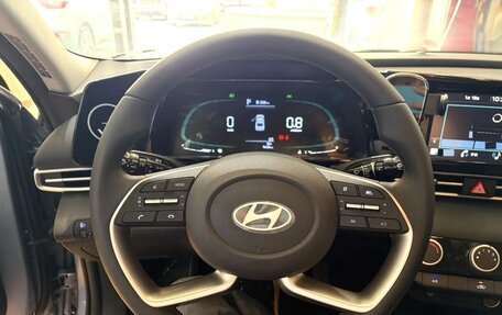 Hyundai Elantra, 2023 год, 1 660 000 рублей, 9 фотография