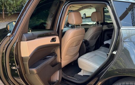 Cadillac SRX II рестайлинг, 2014 год, 1 680 000 рублей, 9 фотография