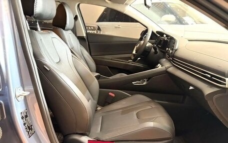 Hyundai Elantra, 2023 год, 1 660 000 рублей, 8 фотография