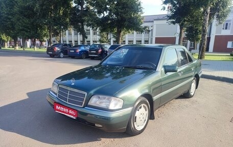 Mercedes-Benz C-Класс, 1994 год, 350 000 рублей, 1 фотография