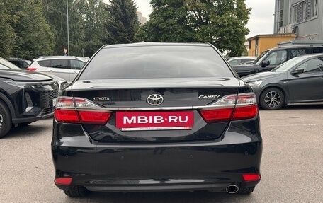 Toyota Camry, 2016 год, 2 099 000 рублей, 5 фотография