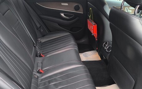 Mercedes-Benz E-Класс, 2020 год, 3 400 000 рублей, 14 фотография