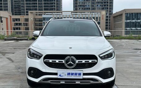 Mercedes-Benz GLA, 2020 год, 2 354 000 рублей, 2 фотография