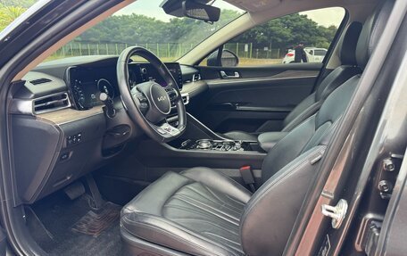 KIA K5, 2022 год, 2 120 000 рублей, 11 фотография