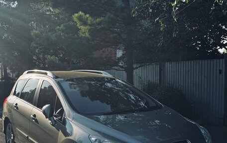 Peugeot 308 II, 2009 год, 550 000 рублей, 2 фотография