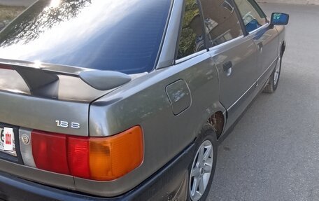 Audi 80, 1986 год, 240 000 рублей, 3 фотография