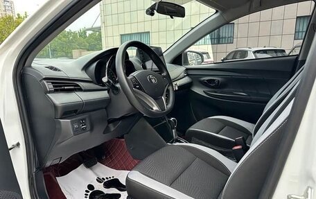 Toyota Yaris XP150 рестайлинг, 2022 год, 1 343 000 рублей, 5 фотография