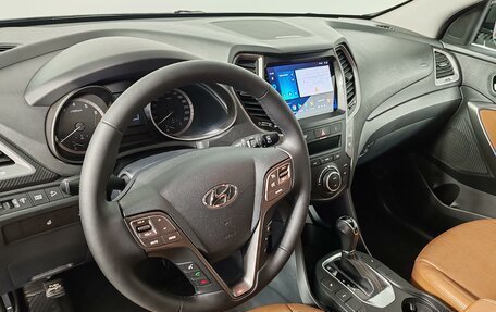 Hyundai Santa Fe III рестайлинг, 2017 год, 1 999 000 рублей, 13 фотография